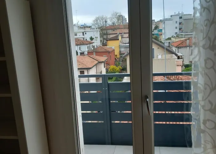 Venice Next Door ميستر